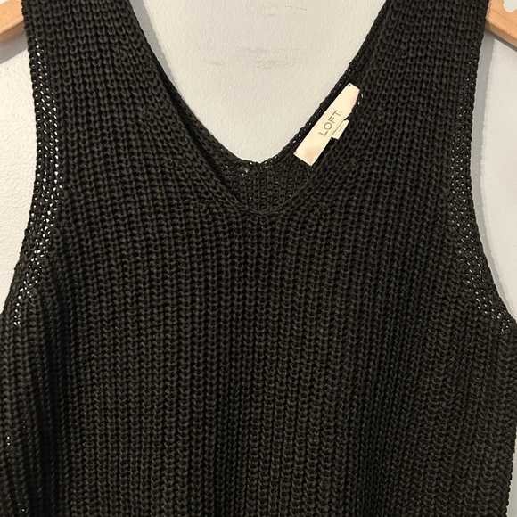 Black knit double V tank in size large. Purchased at Loft. - Picture 6 of 7